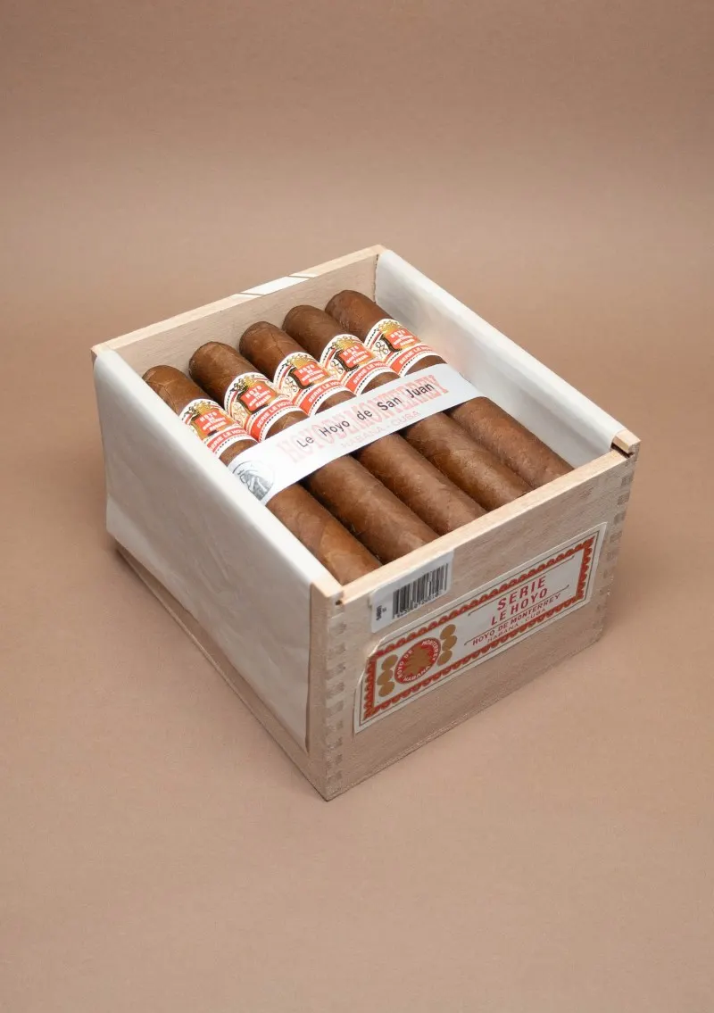Hoyo de Monterrey, San Juan