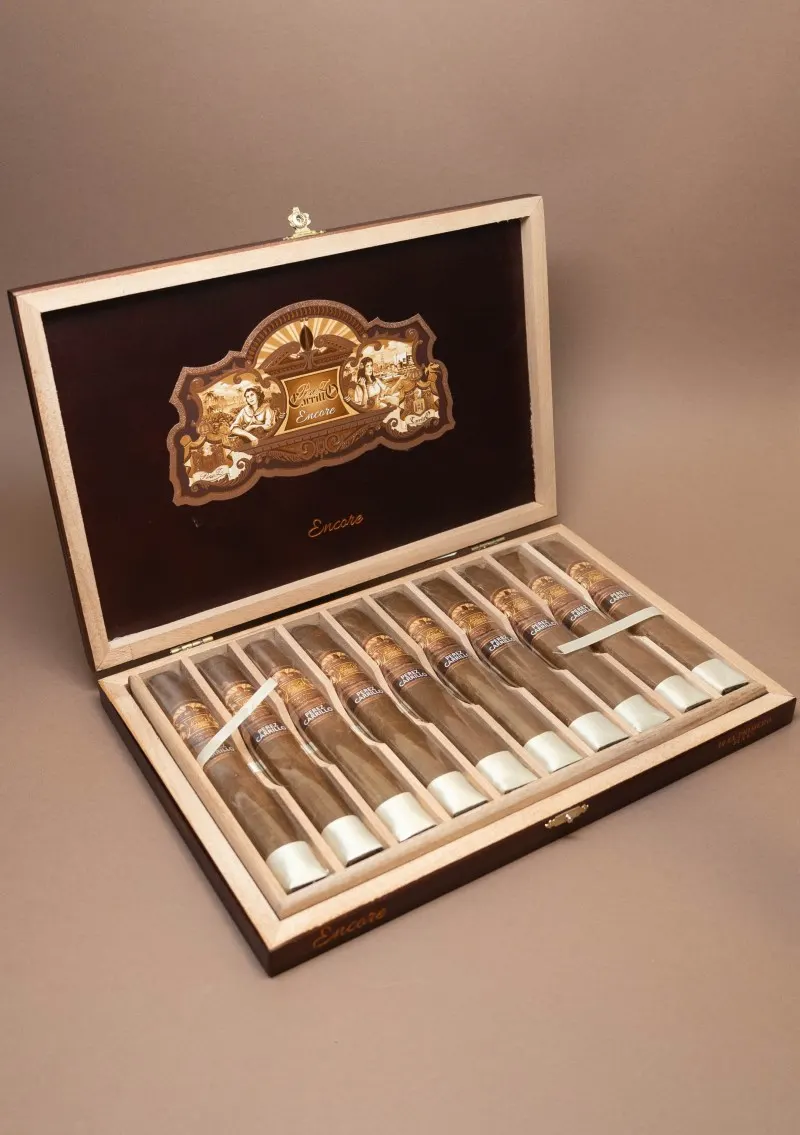 E. P. Carrillo, Encore El Primero