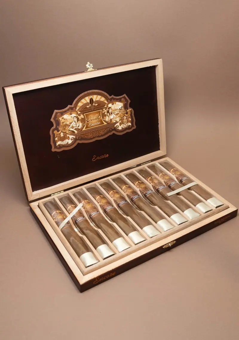 E. P. Carrillo, Encore El Primero