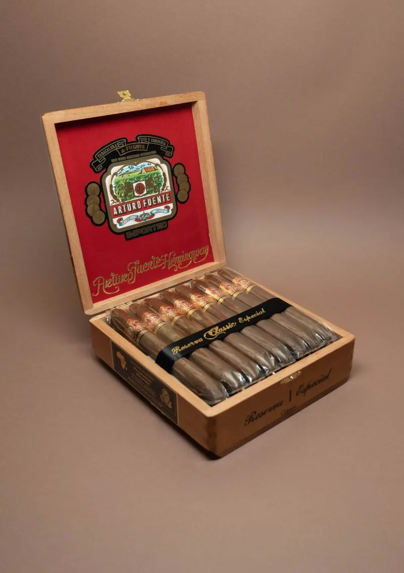 Arturo Fuente, Hemingway Classic