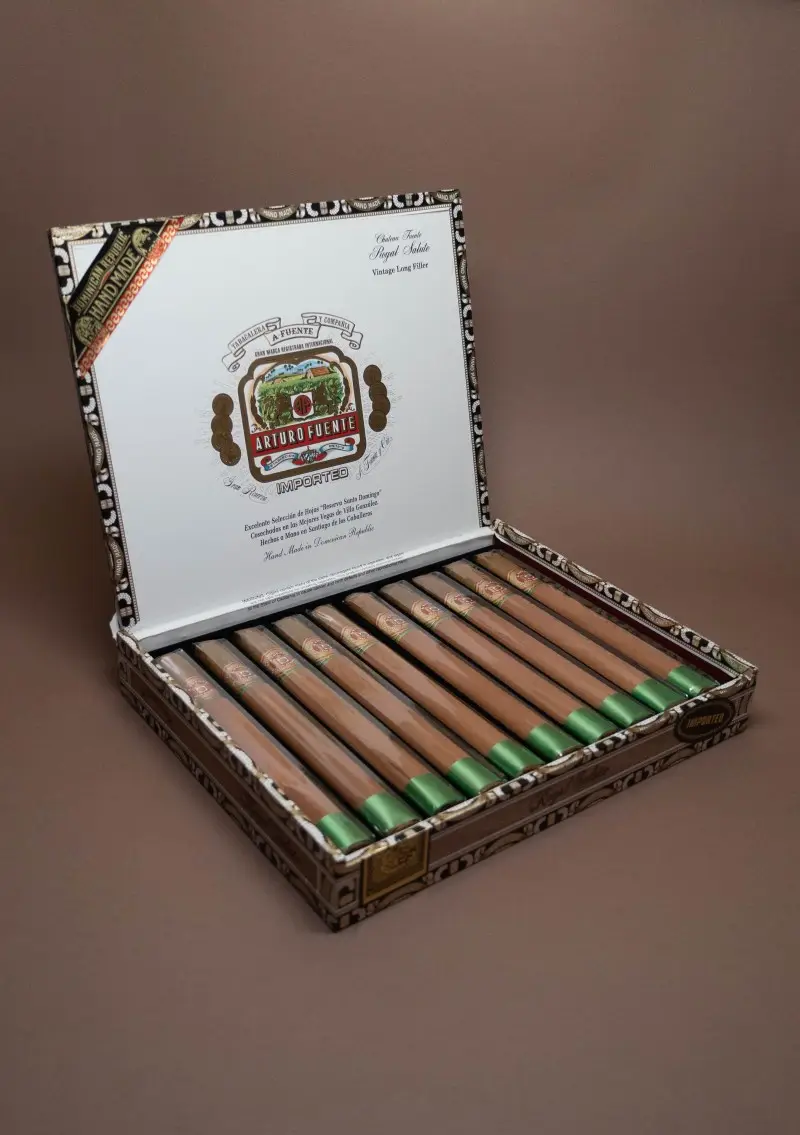 Arturo Fuente, Chateau Fuente, Royal Salute
