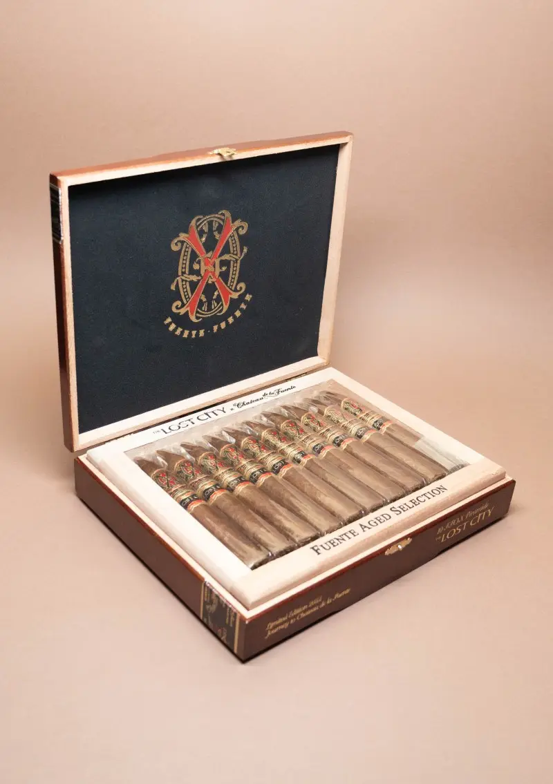 Arturo Fuente, FFOX The Lost City Piramide