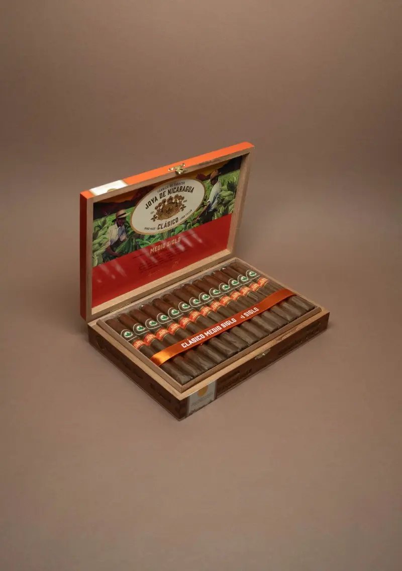 Joya de Nicaragua, Clasico Medio Siglo Seleccion B