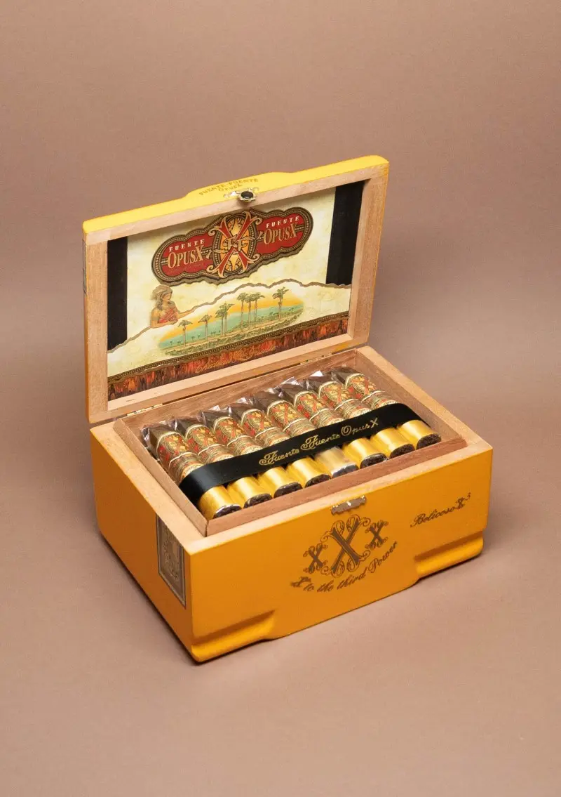 Arturo Fuente, FFOX Oscuro Oro Belicoso XXX