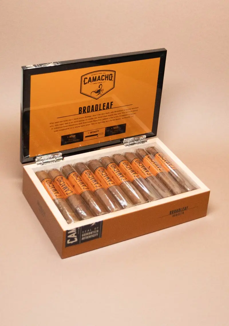 Camacho, Broadleaf Robusto